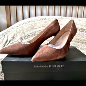 Light brown suede pumps from Banana Republic.